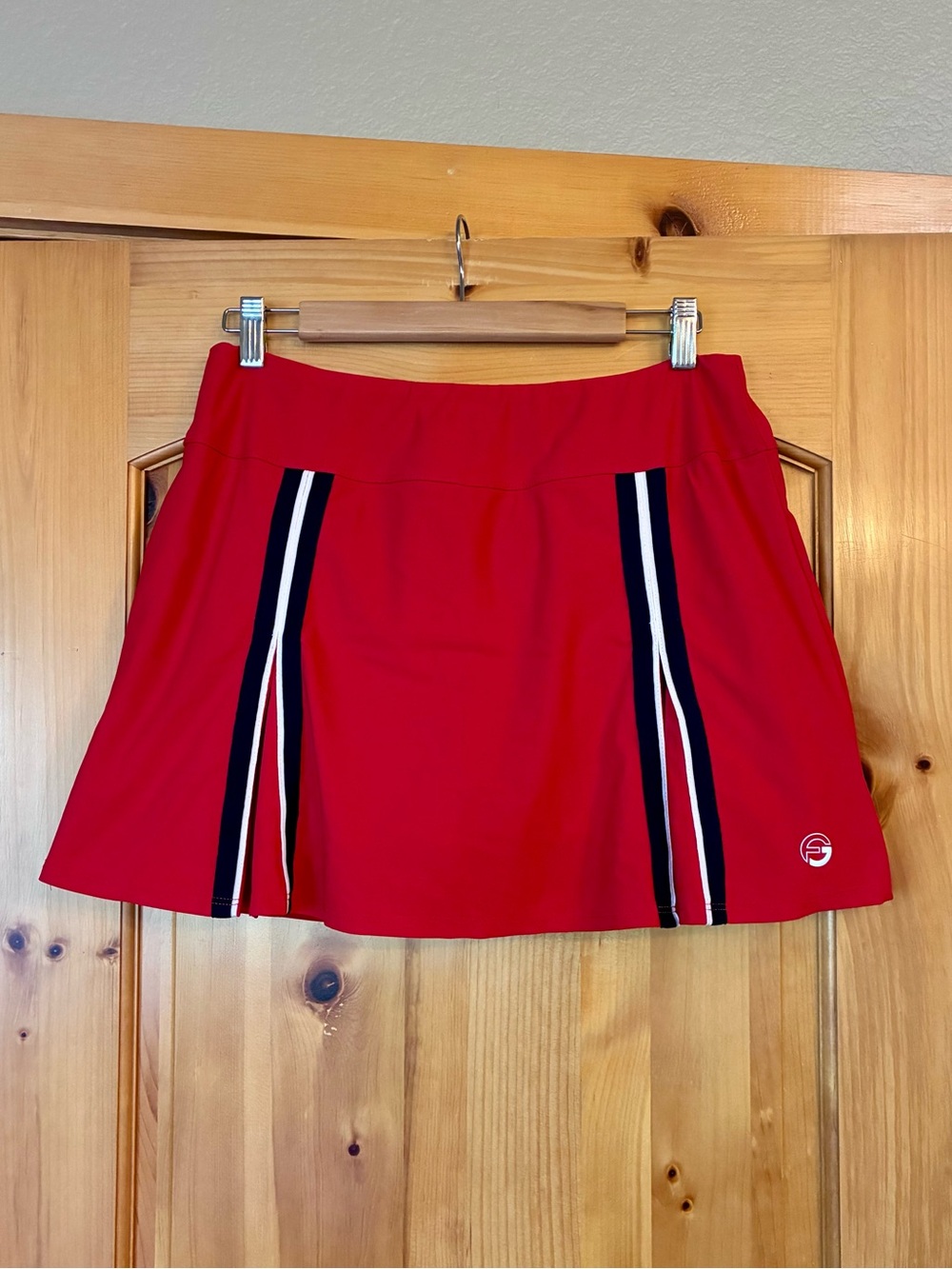 Foray Golf Sporty Red Golf  Skirt/Skortwith Navy & White Stripe Trim